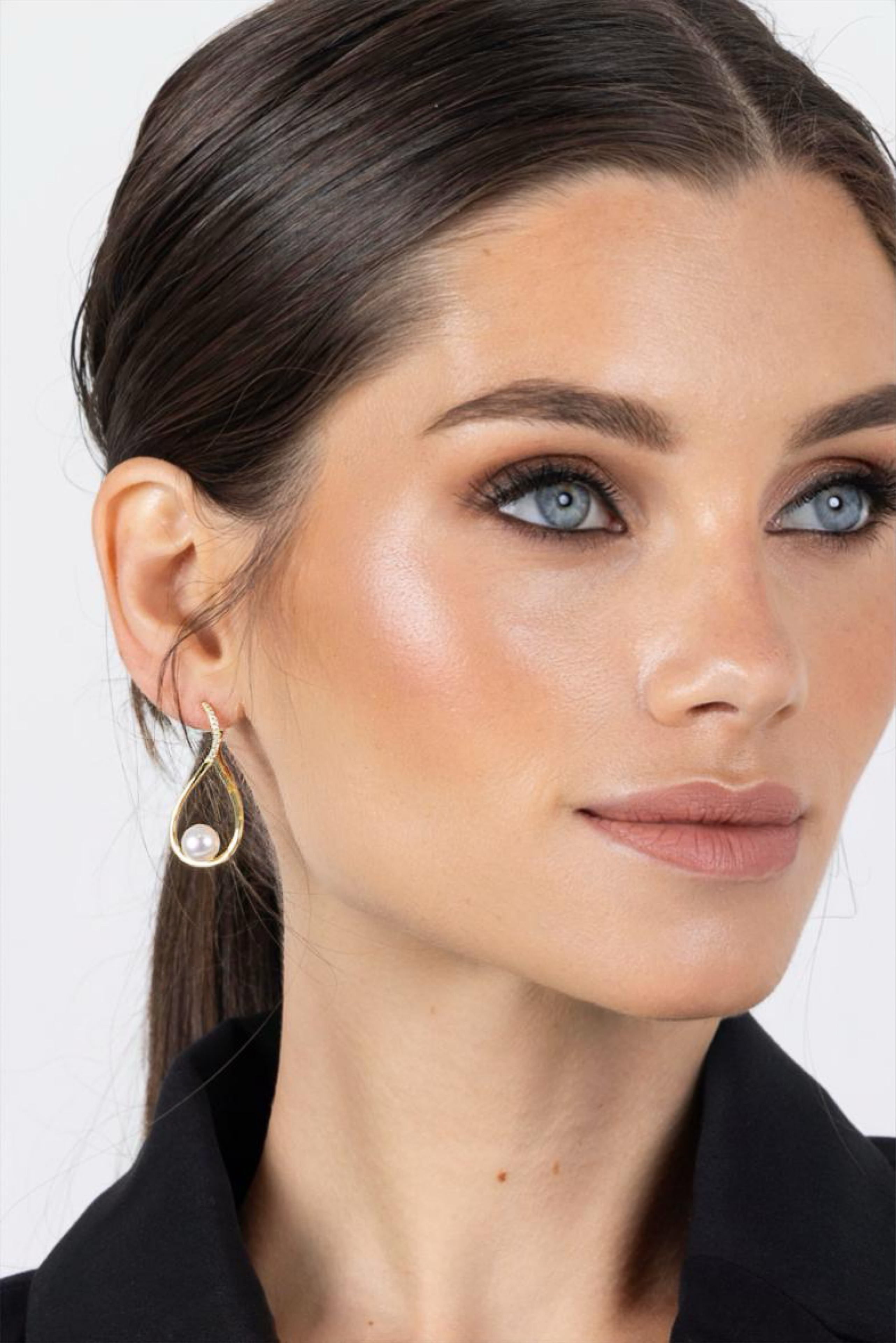 Waterproof Infinity Earrings with Pearl Hoop Earrings,Akalia,www.akaliaofficial.com