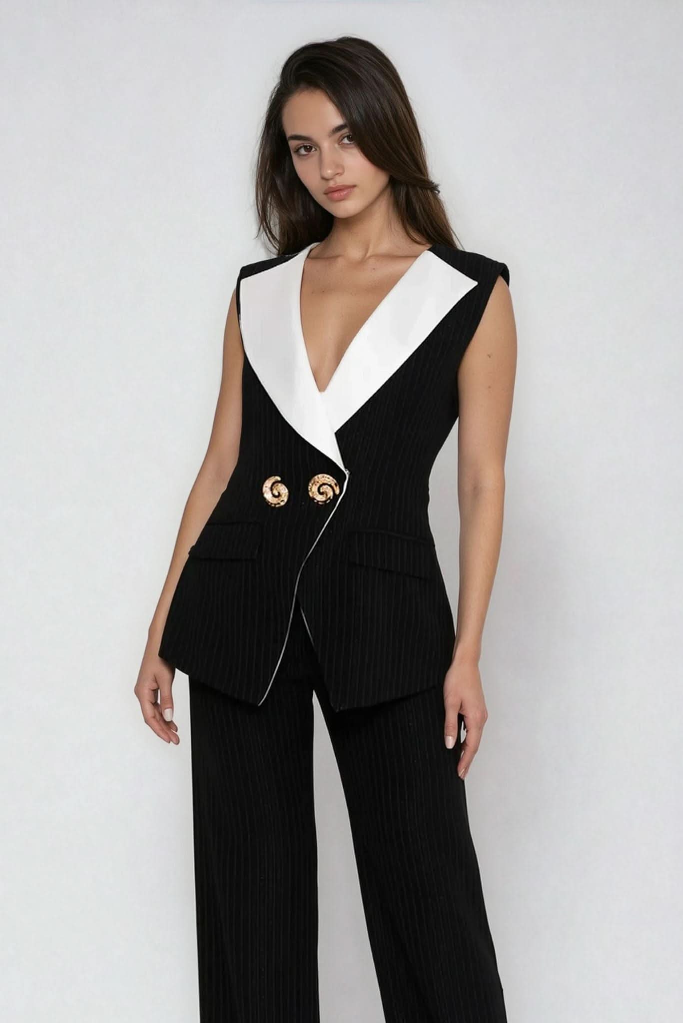 Hirea Vest Coat - Akalia