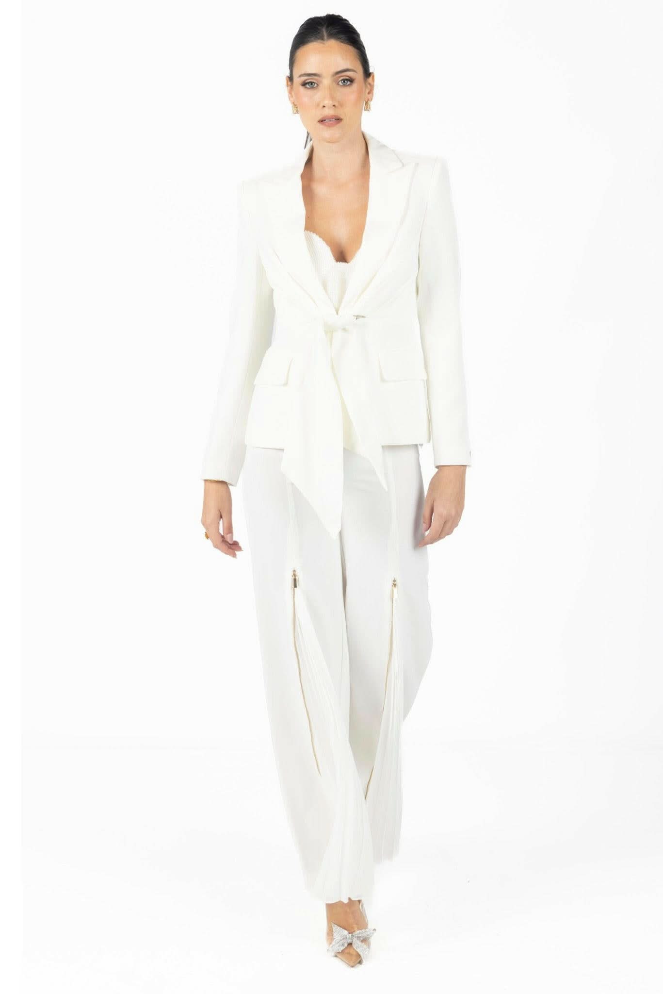 Alana White Pleated Pants - Akalia