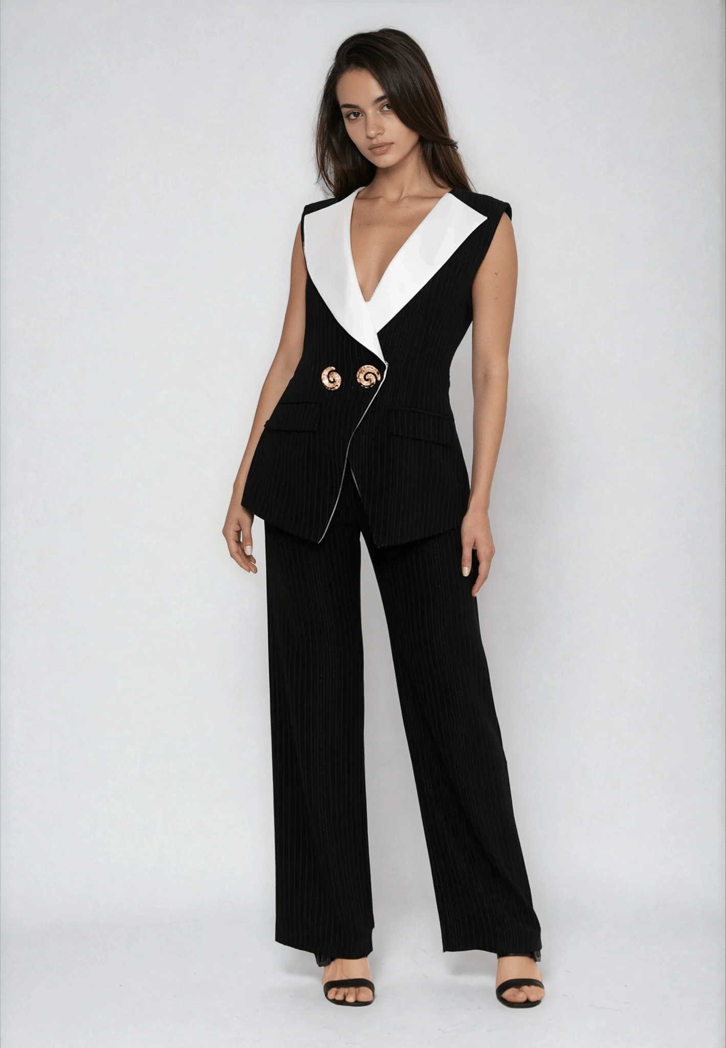 Hirea Vest Coat - Akalia