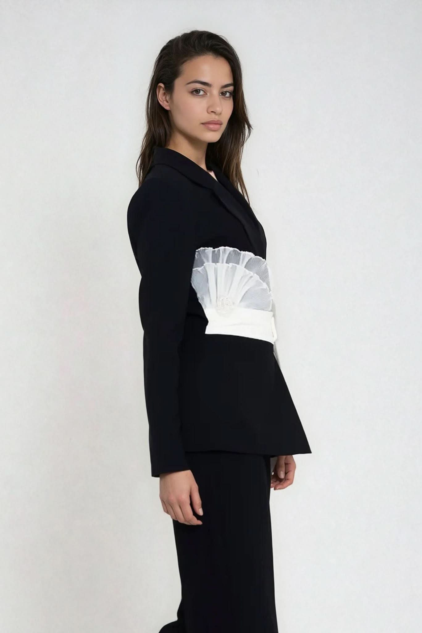 Roset Blazer with Belt - Akalia