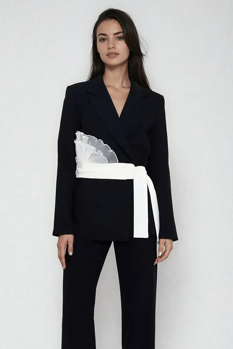 Roset Blazer with Belt - Akalia