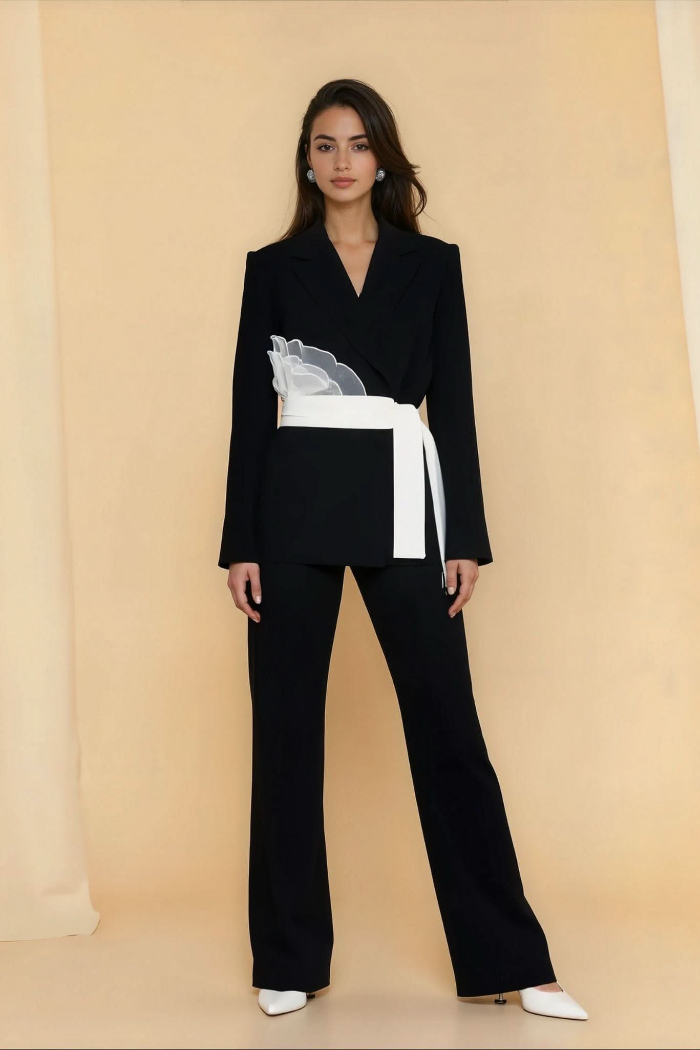 Roset Blazer with Belt - Akalia