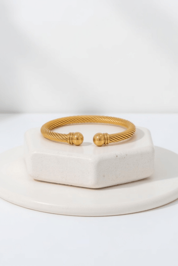 Waterproof Twisted Wire Bracelet - Akalia